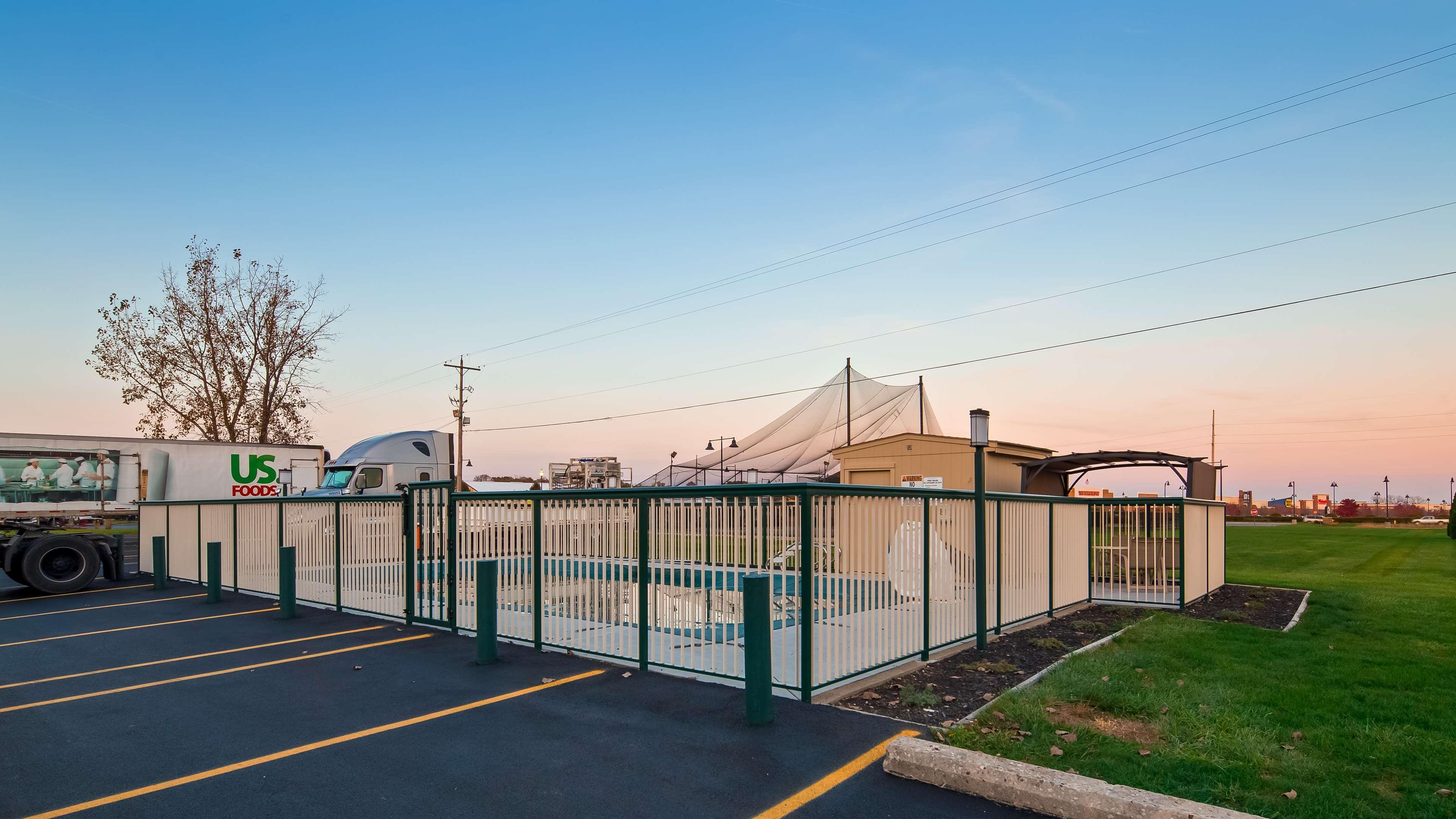 Best Western Executive Inn Grove City Zewnętrze zdjęcie