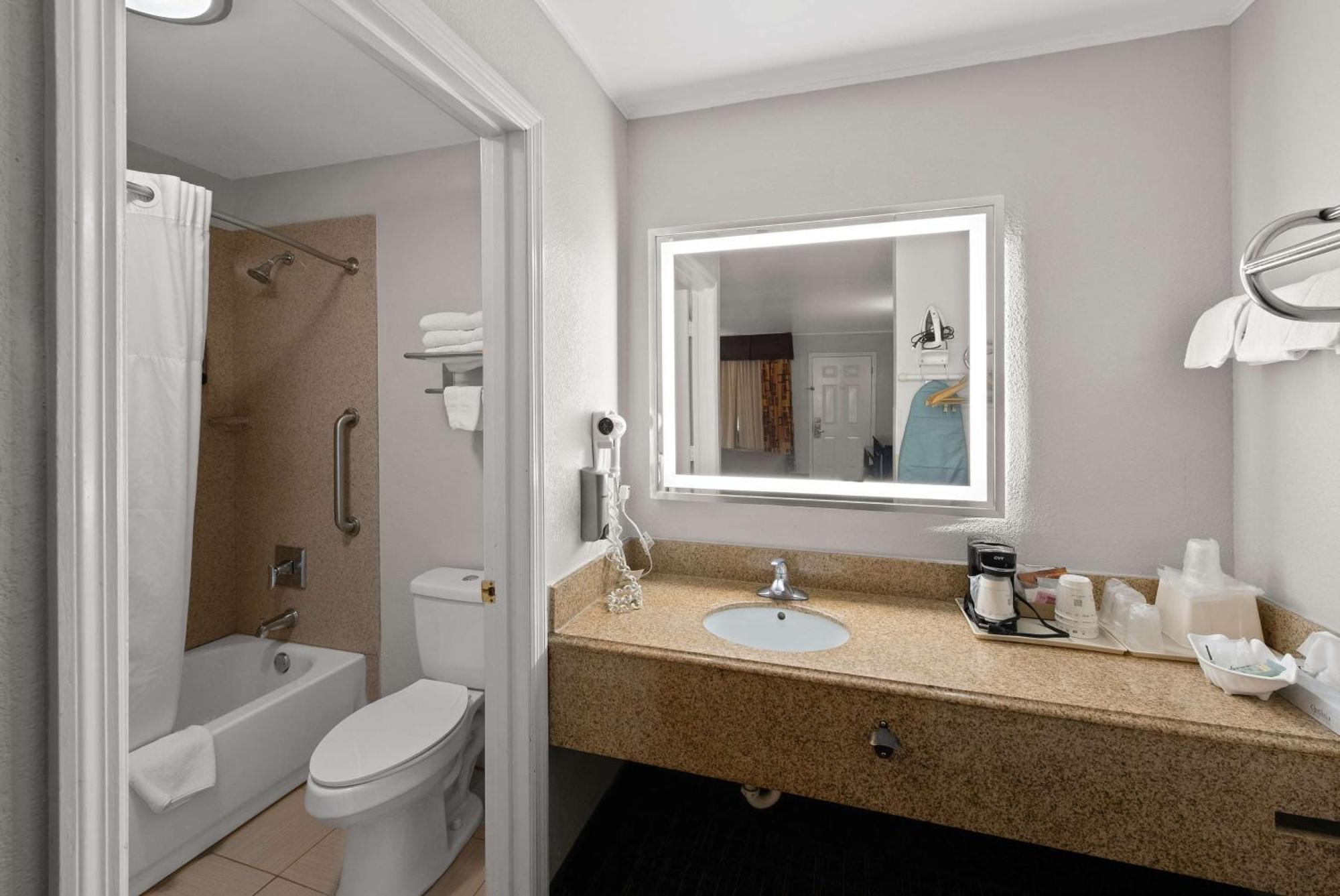 Best Western Executive Inn Grove City Zewnętrze zdjęcie